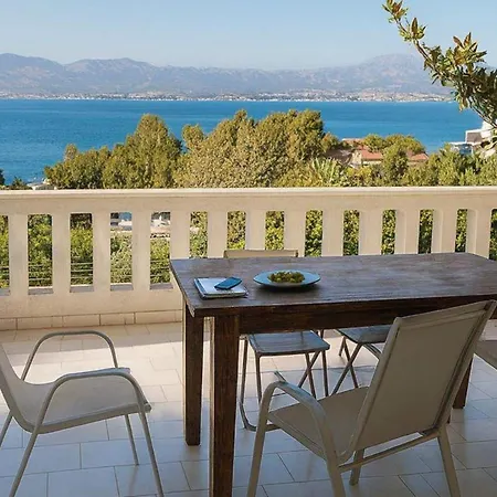 Caecilia Lawrence Bio Sea - Sleeps 12 * Drosiá