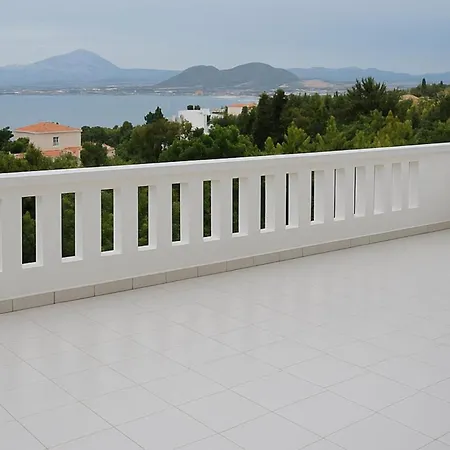 Caecilia Lawrence Bio Sea - Sleeps 12 Сasa de vacaciones Drosiá